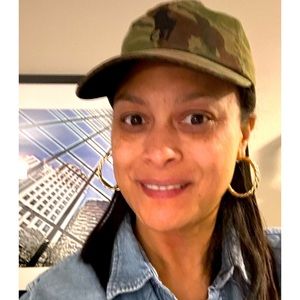 Meet your Posher, Tina